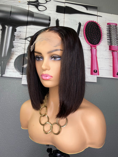 "Eboyne" Straight BOB Wig (Middle Part)